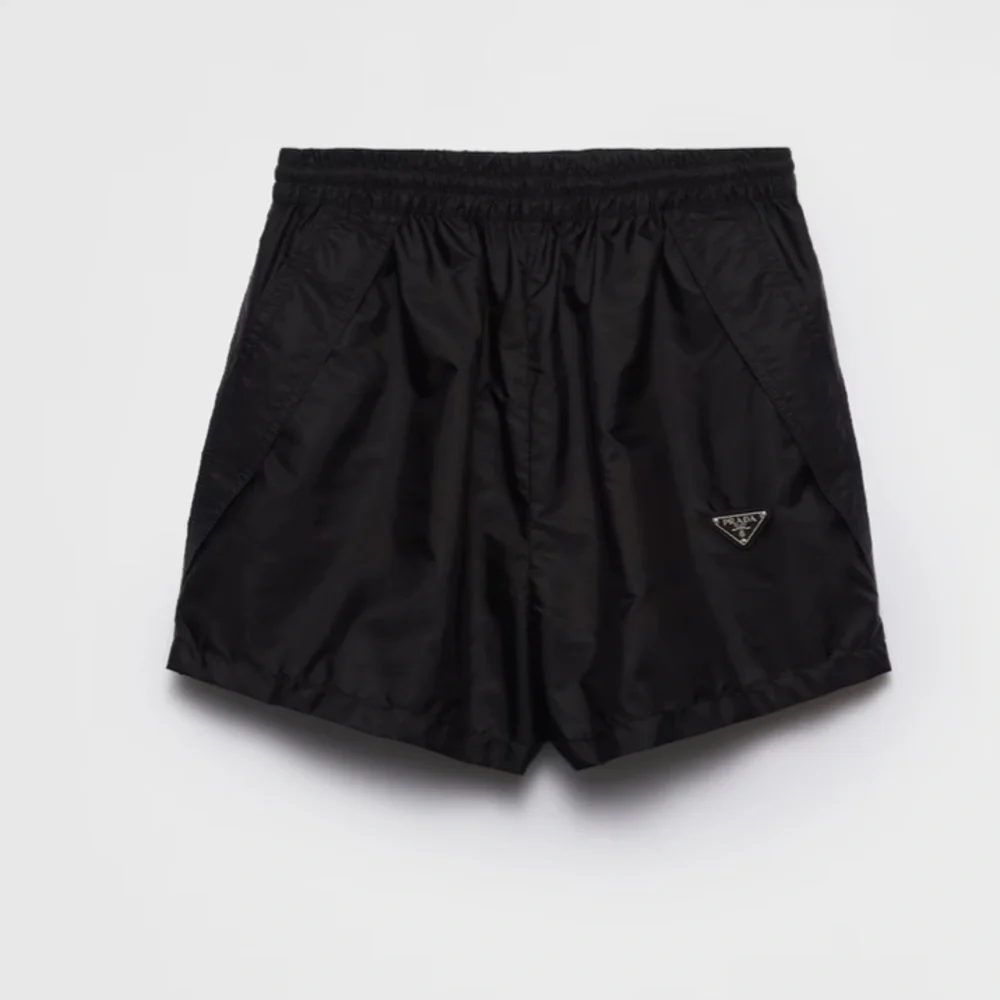 Prada shorts - Picture 8 of 9